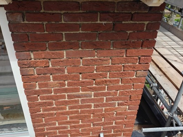 6 Muur klaar na verwijderen van oude verf